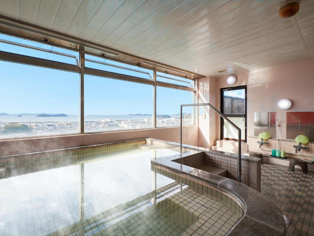 Gamagori Hotel Onsen View