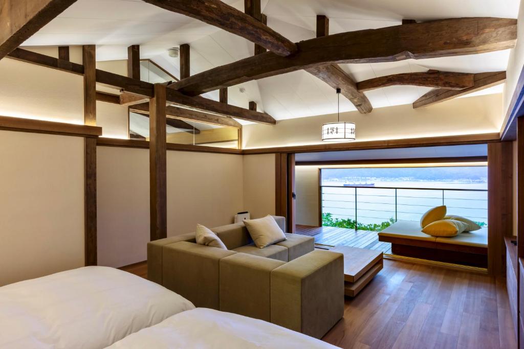 Genmyoan Modern Room Sea View