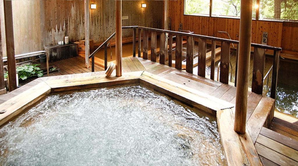 Ginsuisou Choraku Onsen Bath