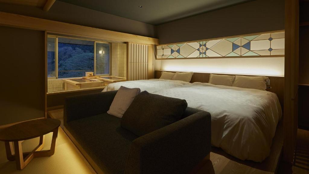 Ginzan So Modern Room