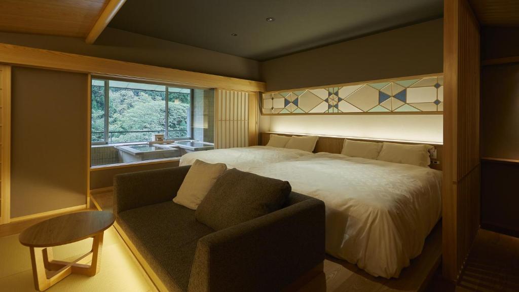 Ginzan So Room With Bed And Sofa