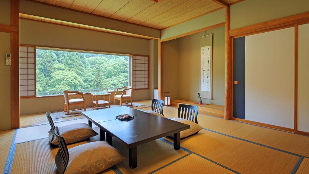 Ginzan So Traditional Room
