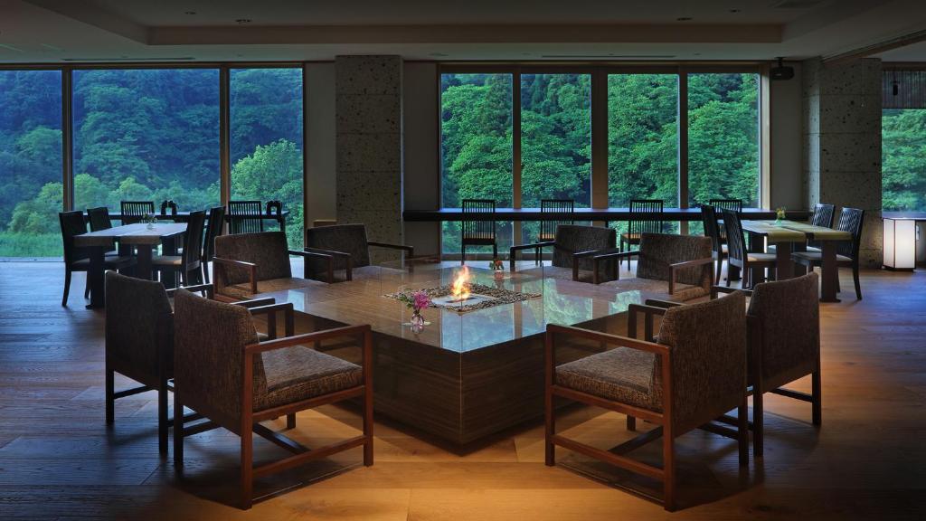 Ginzanso Lounge Area Fireplace