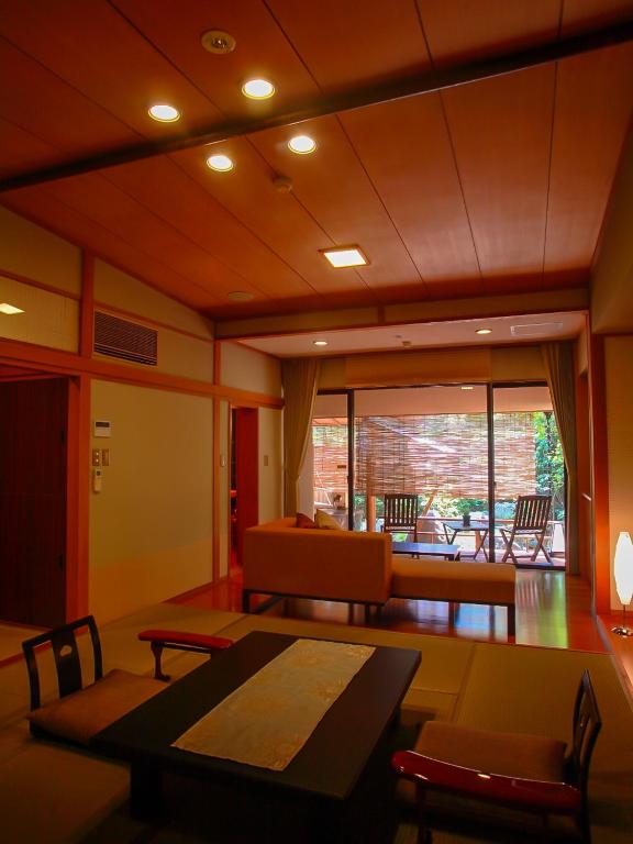Grandia Housen Tatami Room Sofa