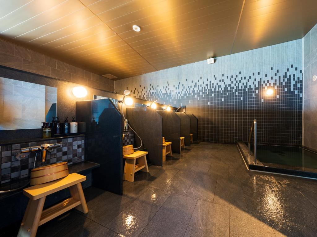 Grandvrio Hotel Beppuwan Wakura Onsen Shower Area