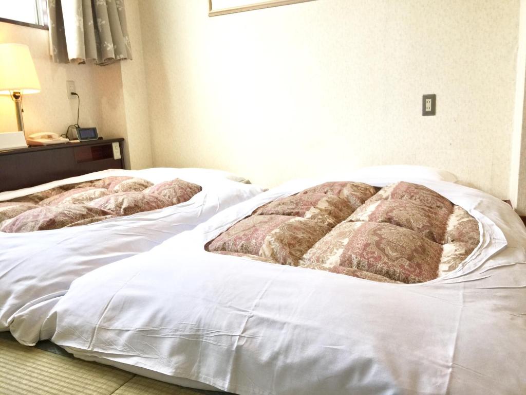 Green Hill Hotel Tennoji Ekimae Futons Tatami Room