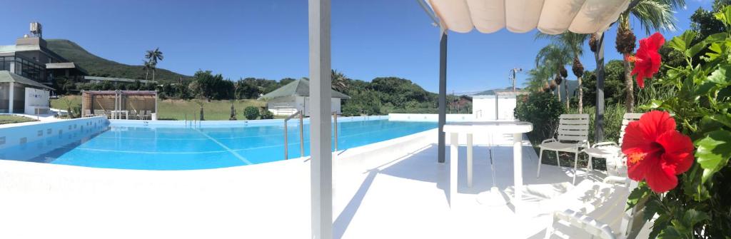 Hachijo View Hotel Poolside