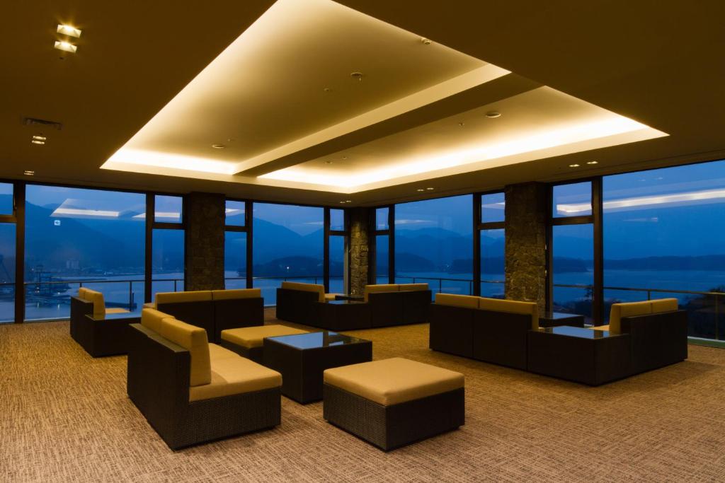 Hagi Kanko Hotel Lounge Seaview