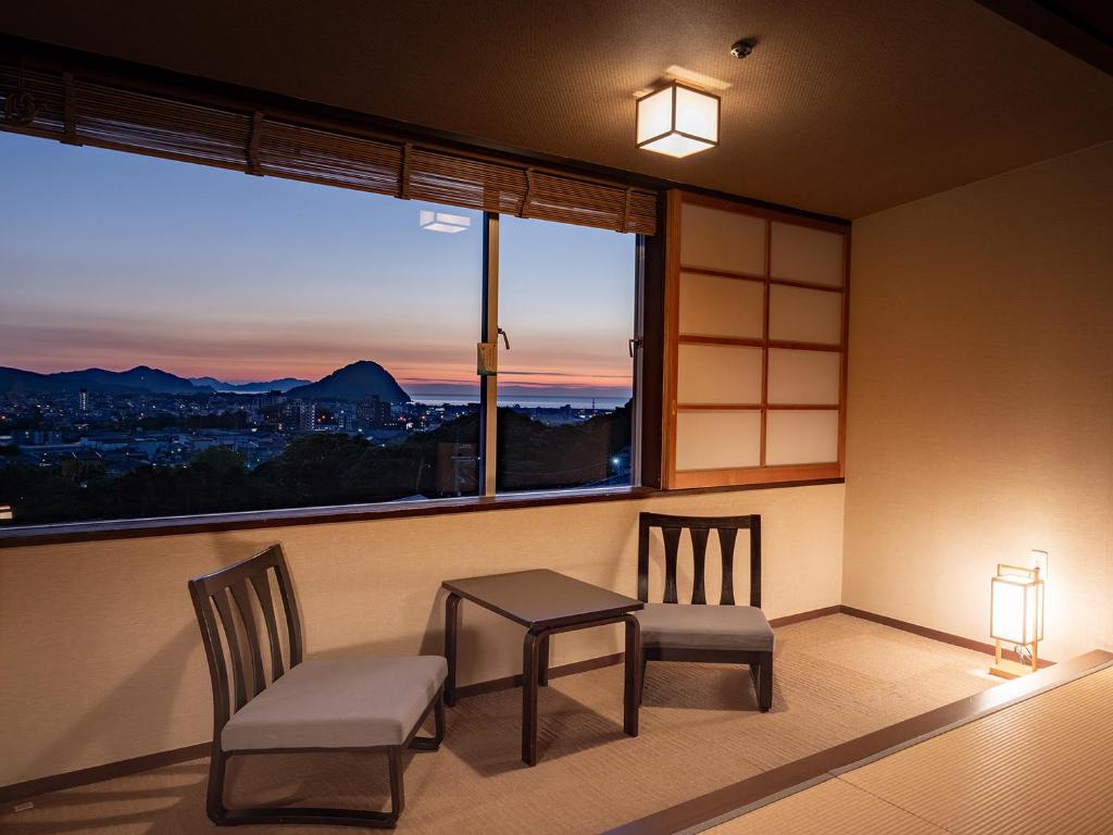 Hagihonjin Tatami Room Sunset View