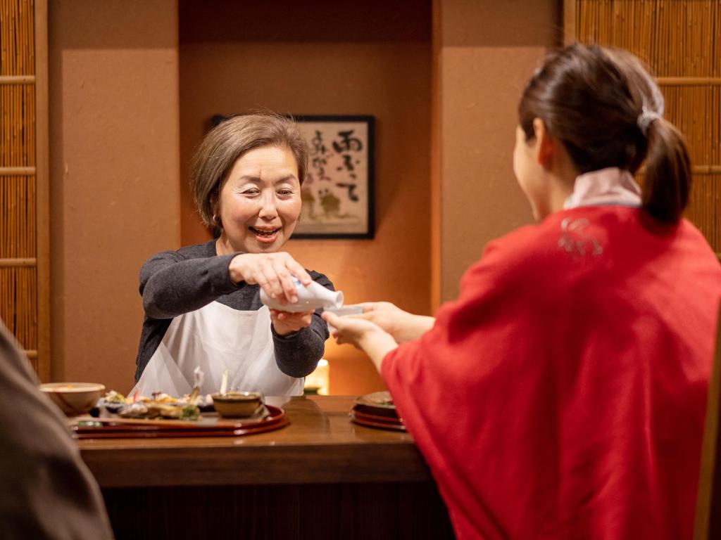Hakkei Dining Interaction