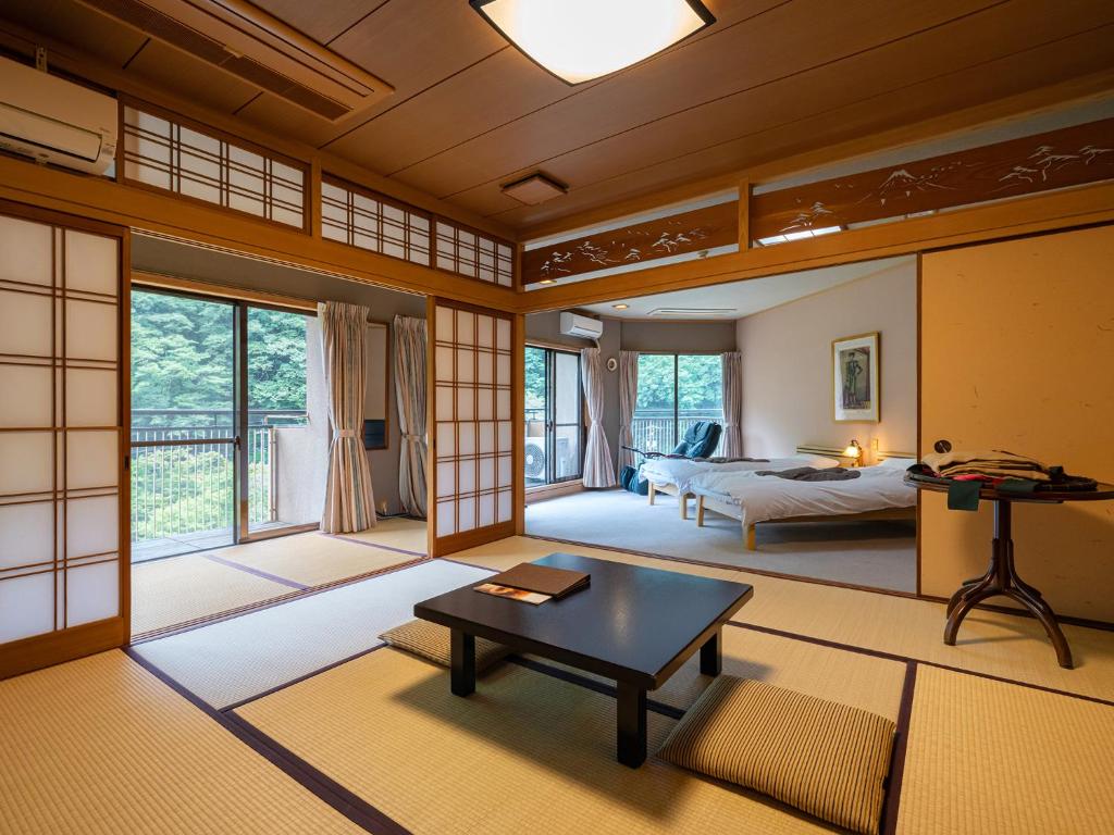 Hakkei Traditional Room