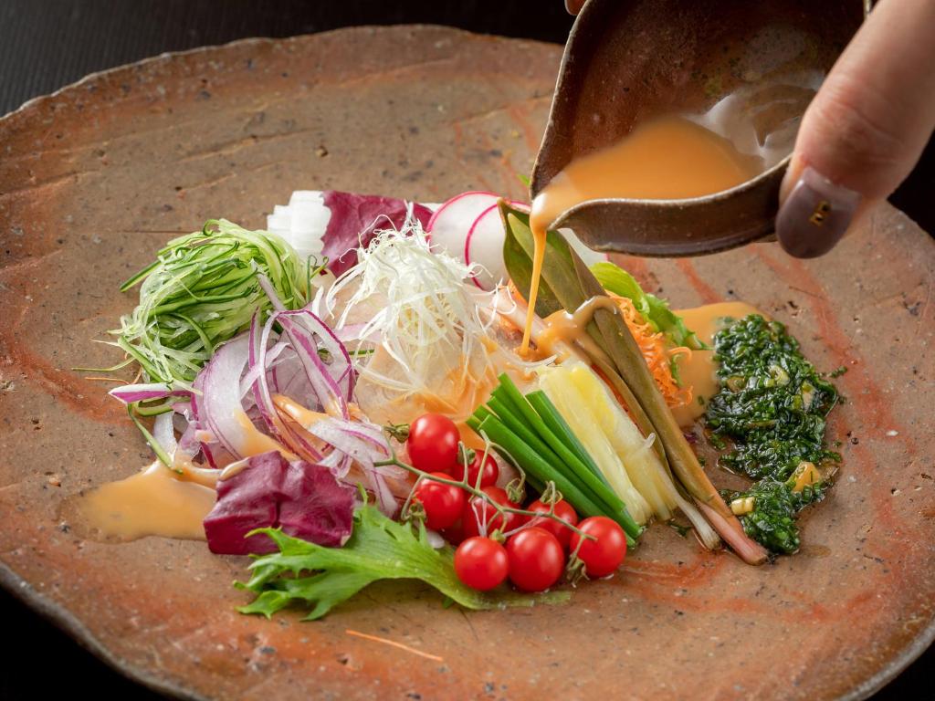 Hakkei Vegetable Salad Presentation