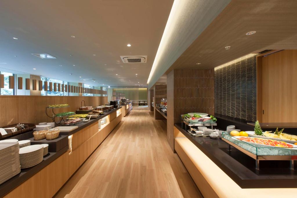 Hakone Pax Yoshino Buffet Area