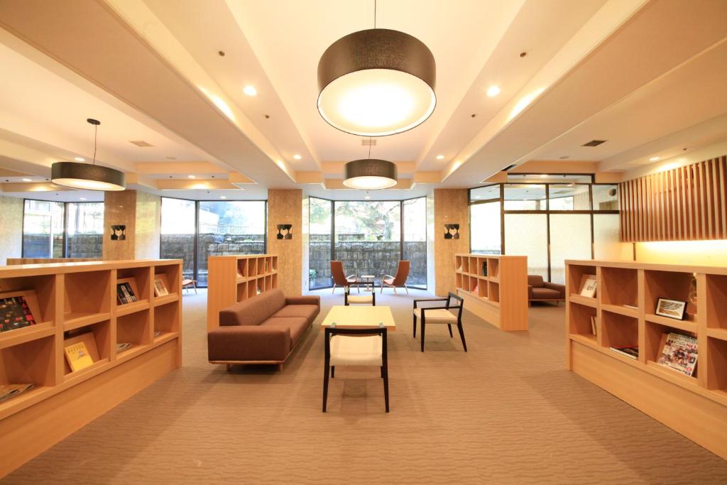 Hakone Pax Yoshino Lounge Area