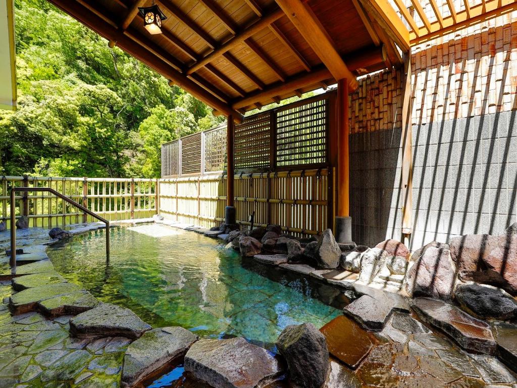 Hakone Pax Yoshino Outdoor Onsen
