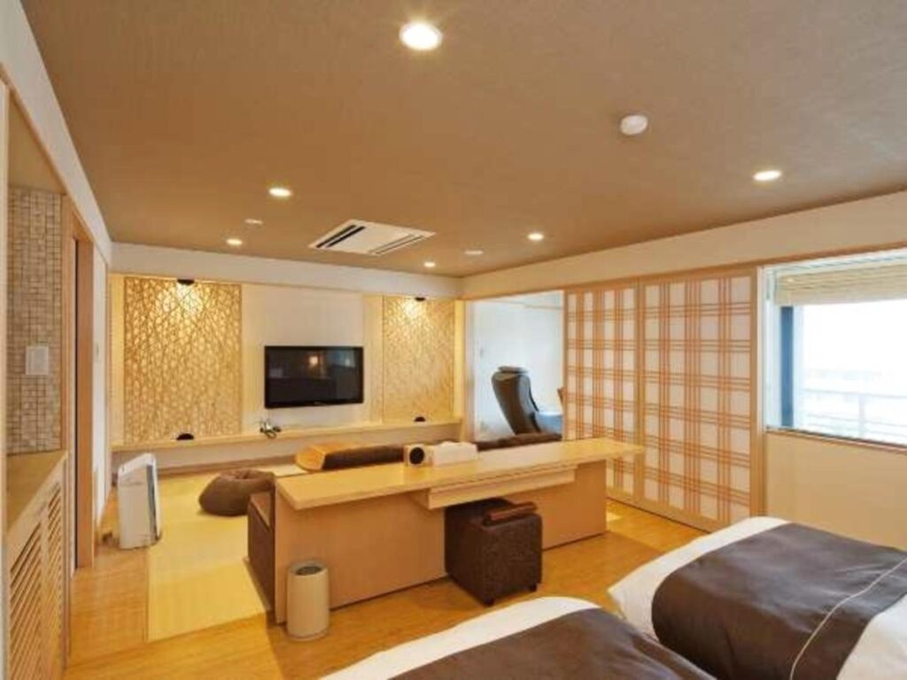 Hana Beppu Modern Ryokan Room
