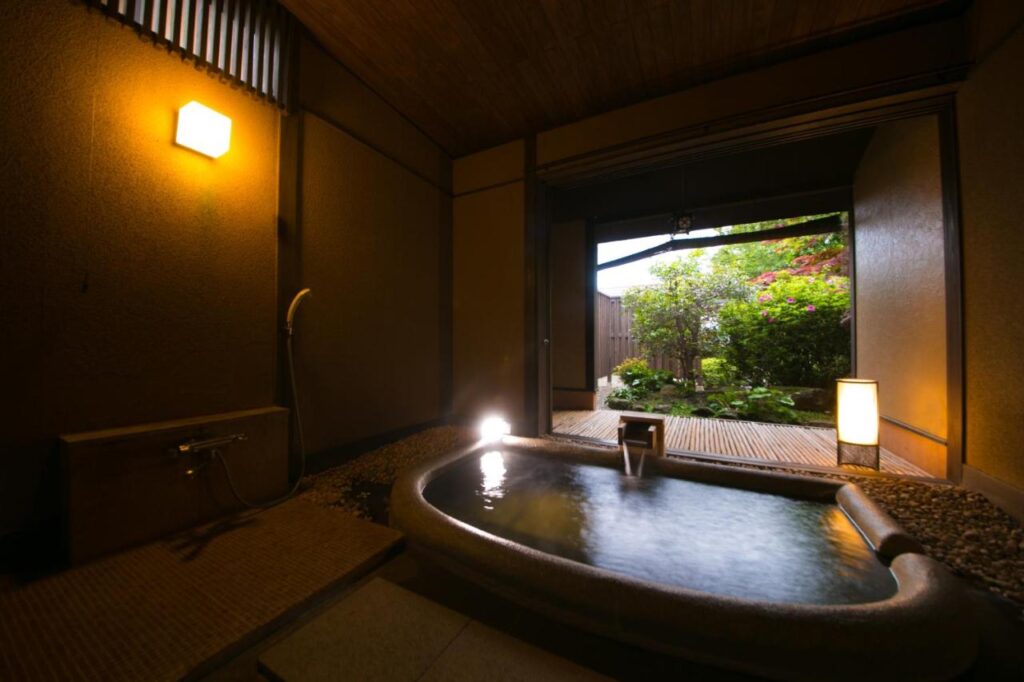 Haruki Bettei Onsen Bath