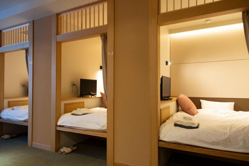 Hatagoya Jozankei Shoten Bunk Style Beds