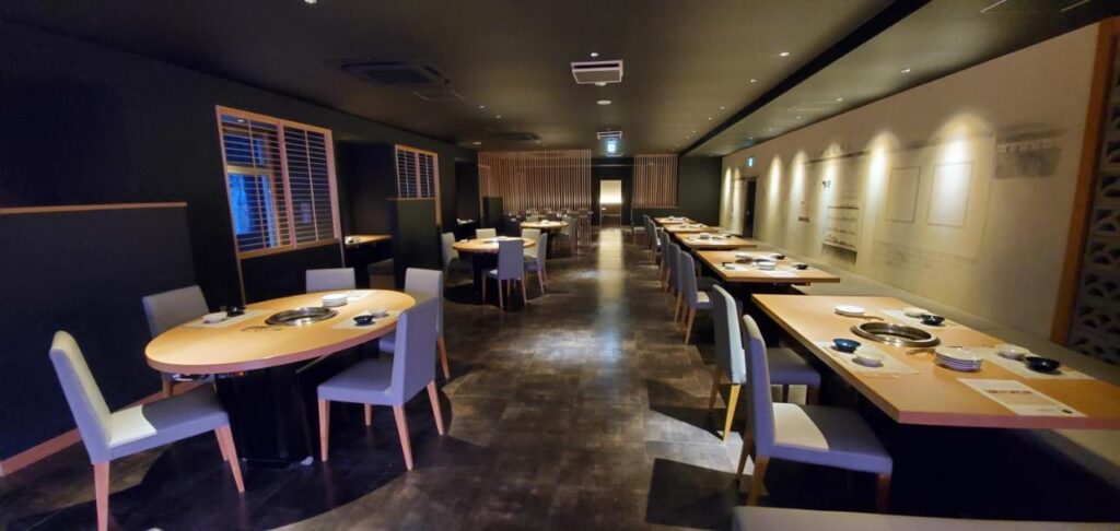 Hatagoya Jozankei Shoten Modern Dining Room