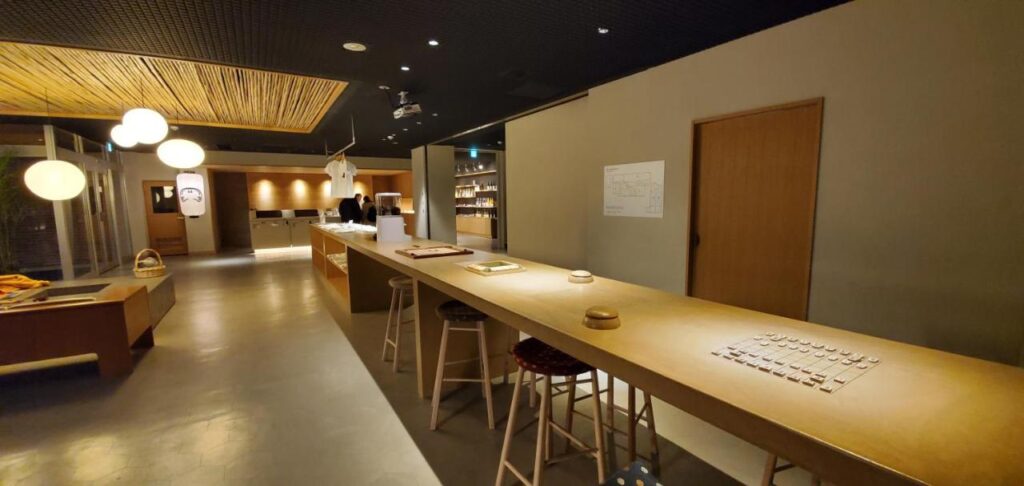 Hatagoya Jozankei Shoten Modern Interior