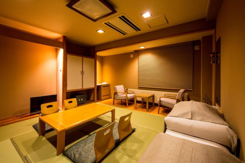 Hatagoya Jozankei Shoten Tatami Room