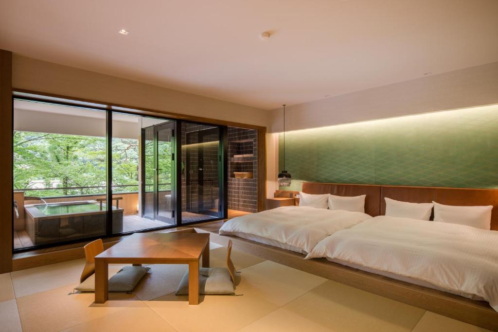 Honkan Sekizen Kan Tatami Room Onsen View