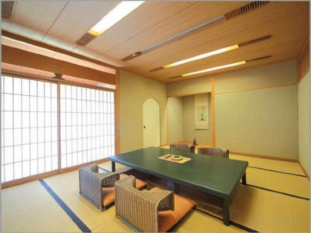 Hotel Kawakyu Japanese Tatami Room