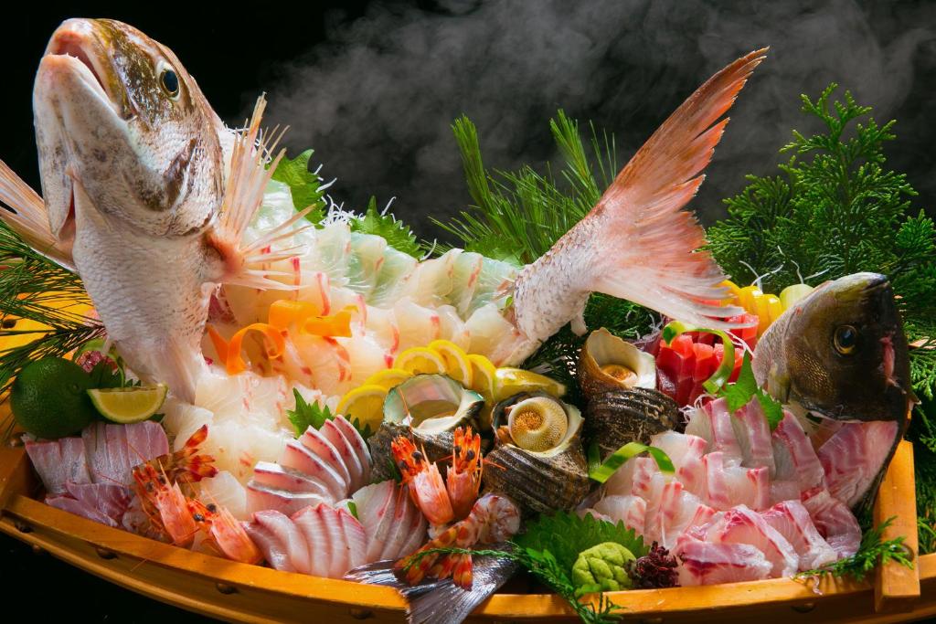 Hotel Kouraku Sashimi Platter