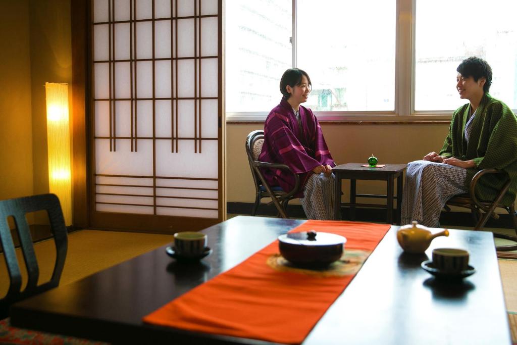 Hotel Kouraku Tatami Room Tea