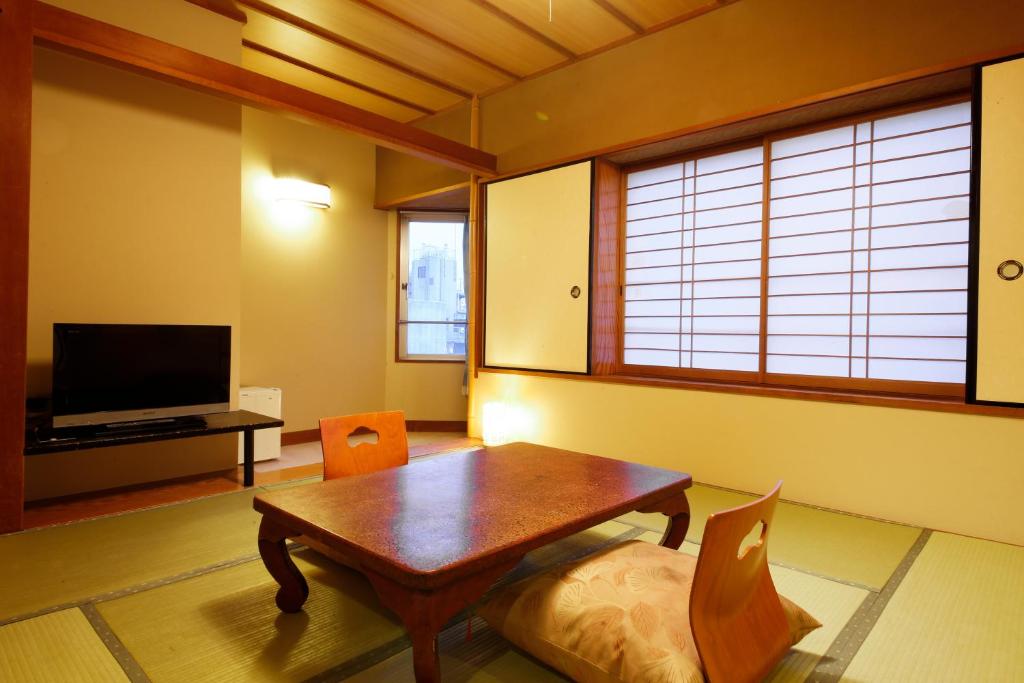 Hotel Kuramot Tatami Room
