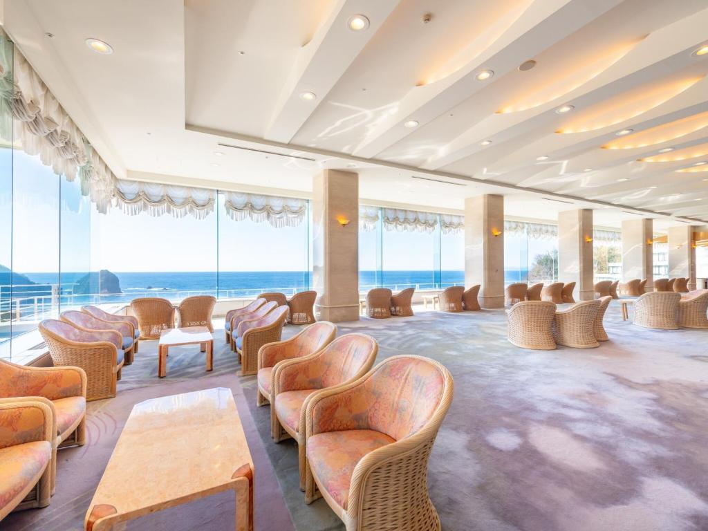 Hotel New Ginsui Lounge View