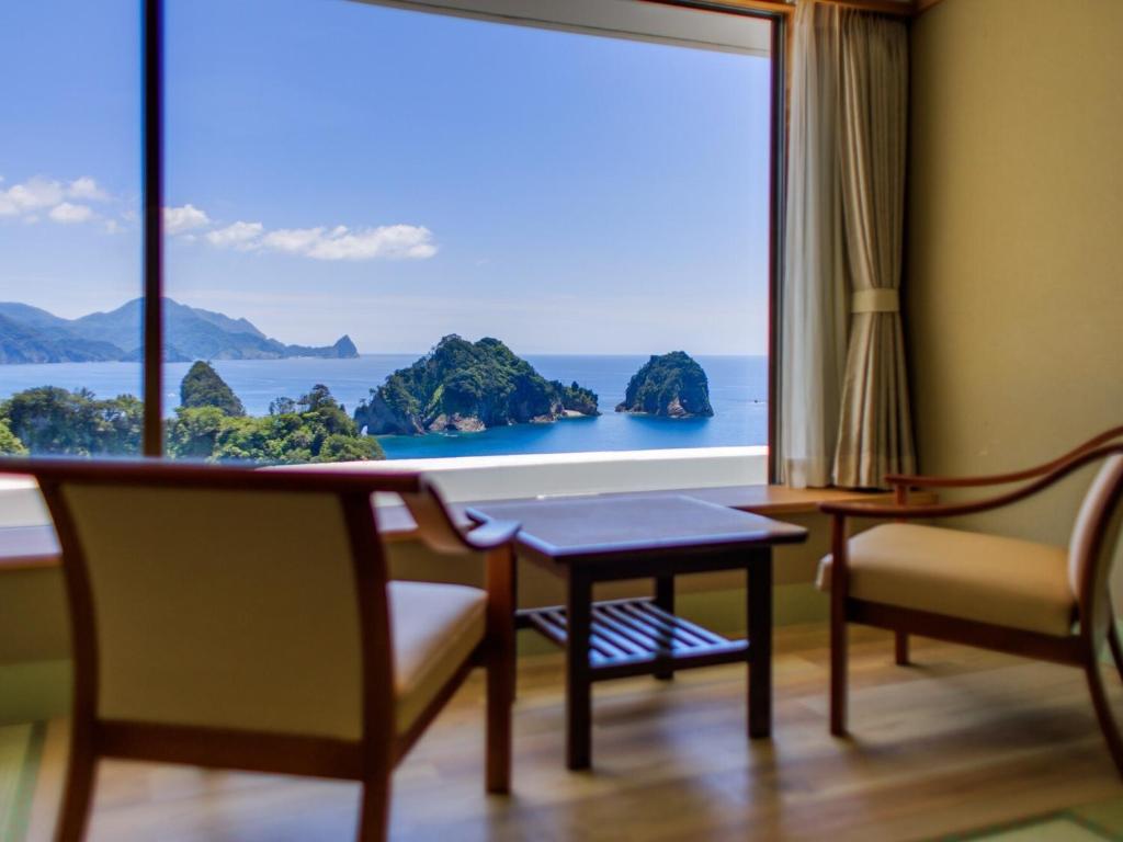 Hotel New Ginsui Ocean View Room