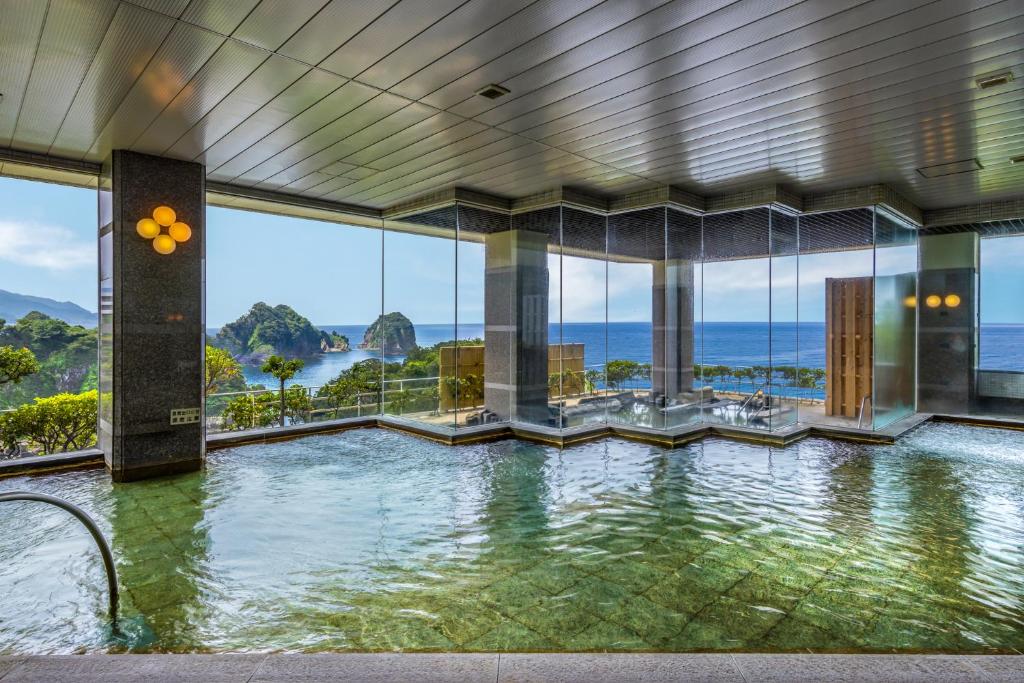 Hotel New Ginsui Onsen Sea View