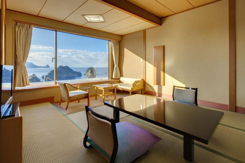 Hotel New Ginsui Seaview Tatami Room