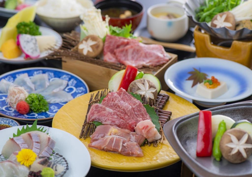 Hotel Shiragiku Japanese Cuisine