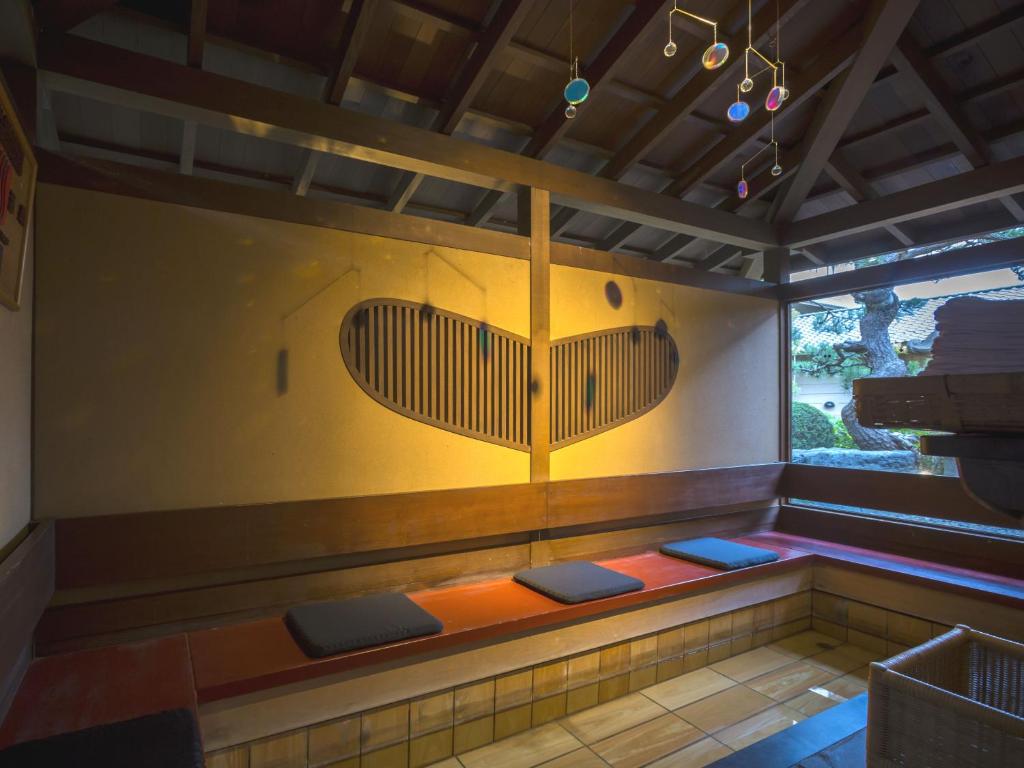Hotel Yagi Traditional Seating Area