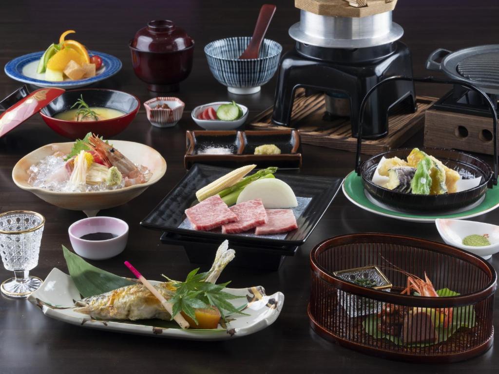 Hotelsekisuien Traditional Japanese Meal