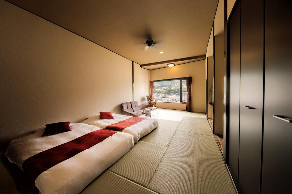 Inatori Akao Hotel Tatami Room Beds