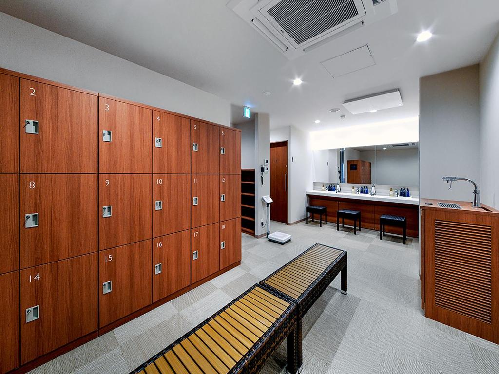Jr Inn Chitose Locker Room