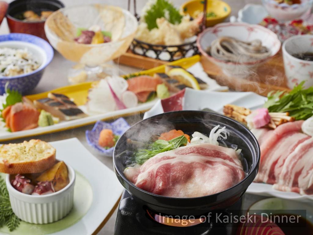 Kamenoi Hotel Awajishima Kaiseki Dinner
