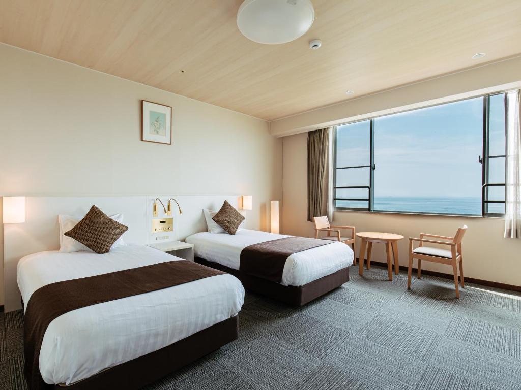 Kamenoi Hotel Awajishima Oceanview Room