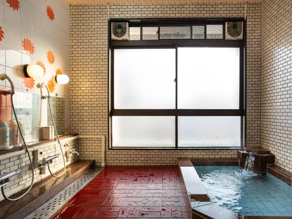 Kaneyoshi Ryokan Onsen Bathroom