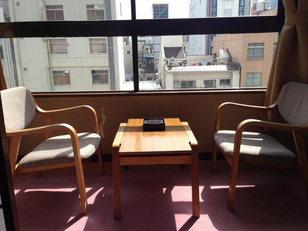 Kaneyoshi Ryokan Window Seating Area