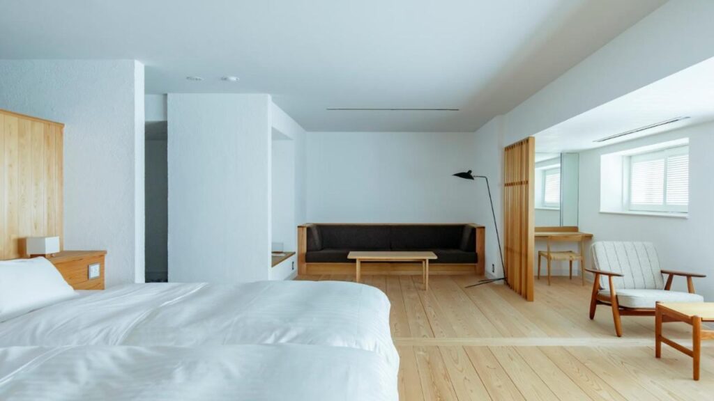 Kinosaki Onsen Sensui Minimalist Room