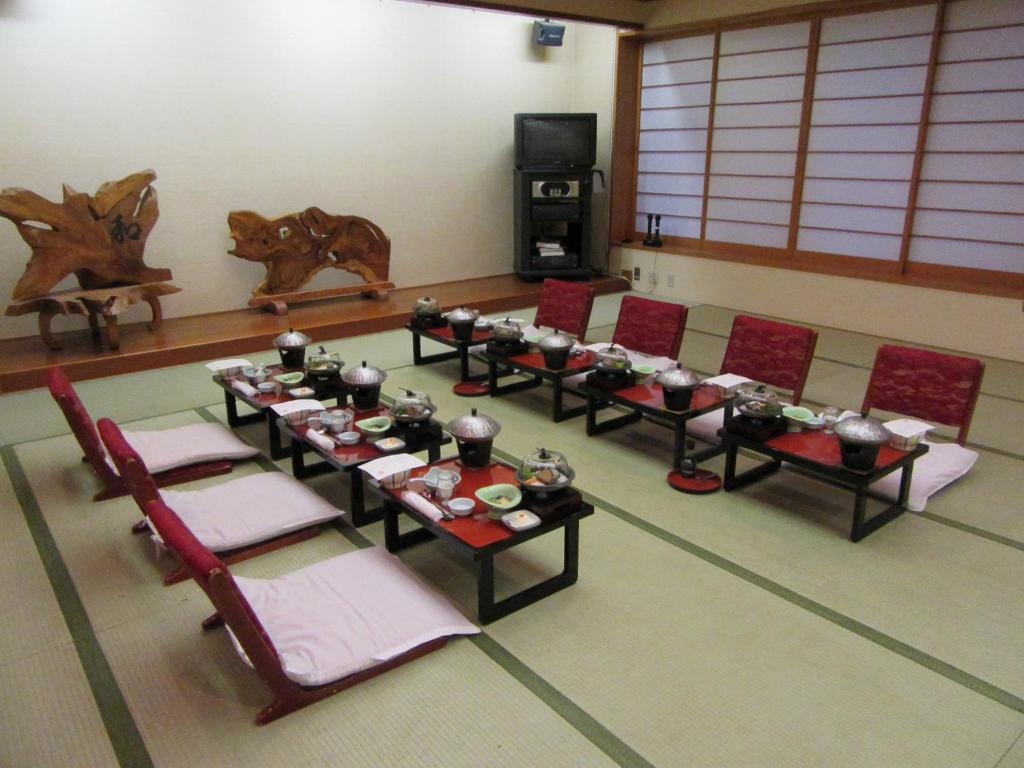 Koganezaki Furofushi Onsen Dining Area Tatami Room