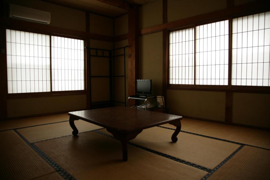 Magome Chaya Tatami Room Shoji Table