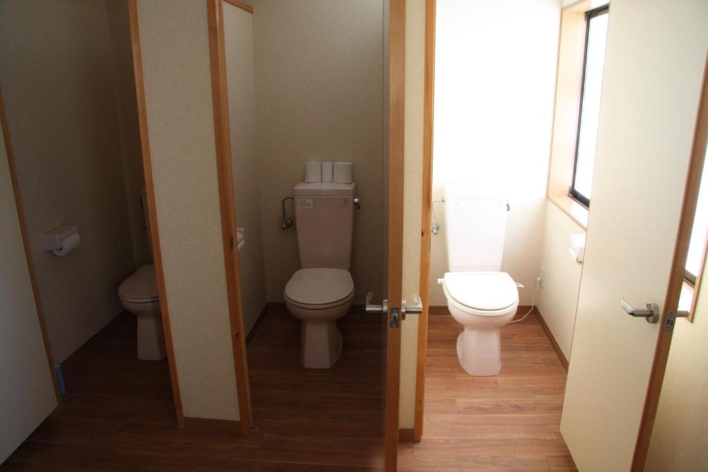 Magomechaya Toilets
