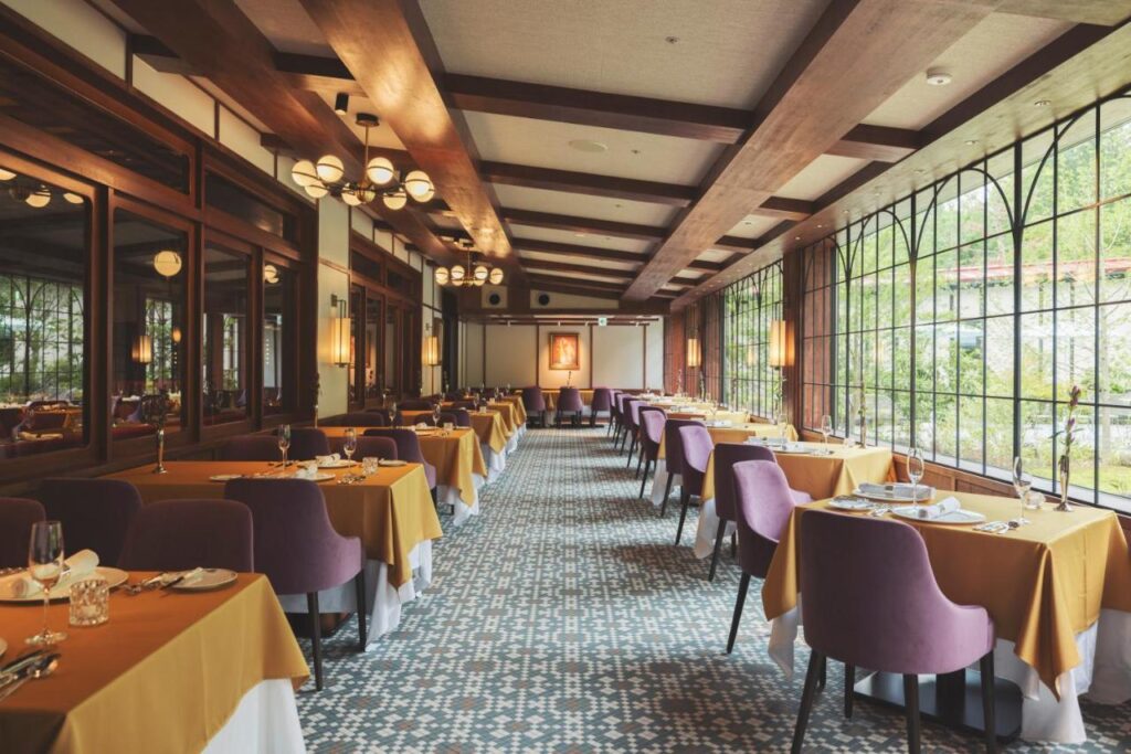 Mampei Hotel Dining Room