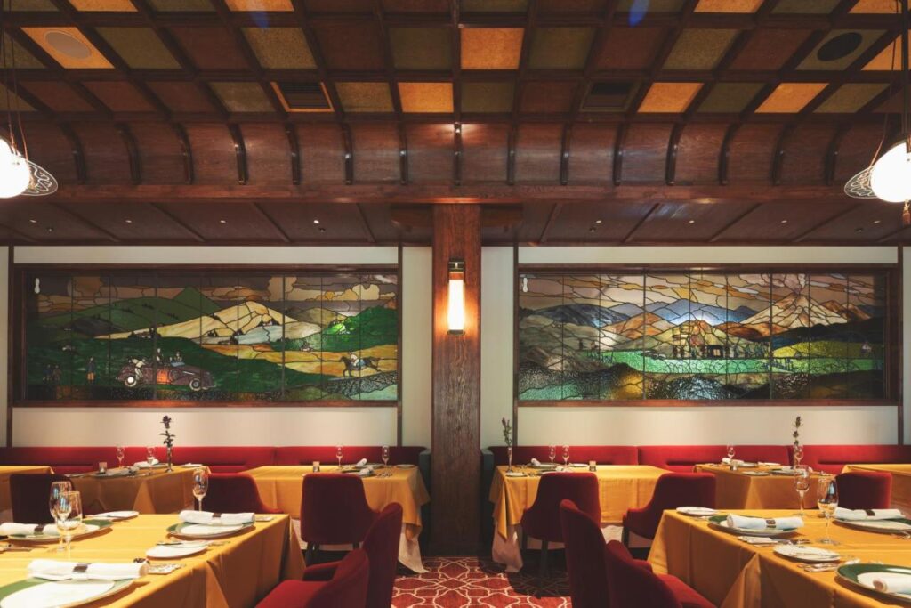 Mampei Hotel Dining Room Stained Glass