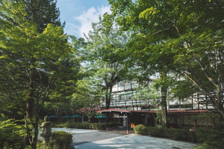 Mampei Hotel Exterior Garden